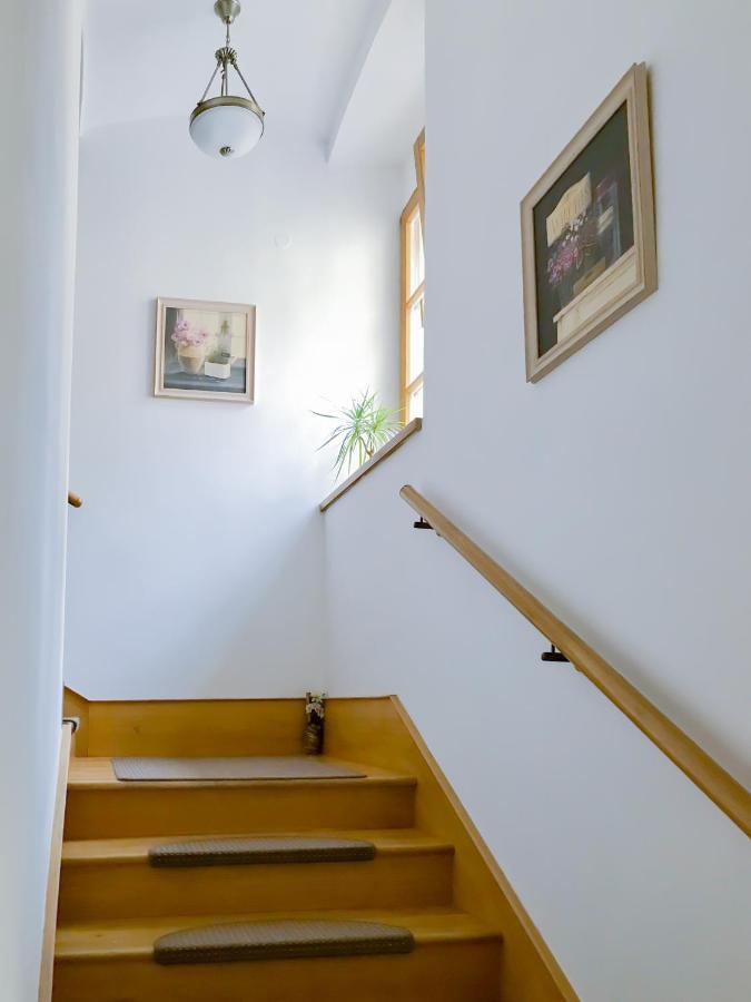 Golden Wood Apartments Пилзен Екстериор снимка